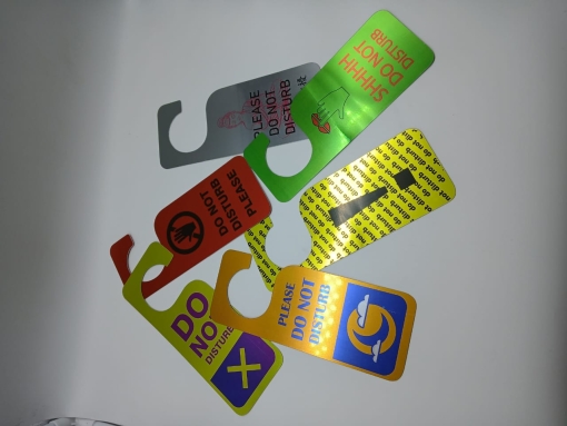 Door Hanger Para Puertas Hoteles Metalizados - Imagen 2